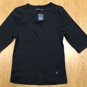 Cute comfy half-sleeve top